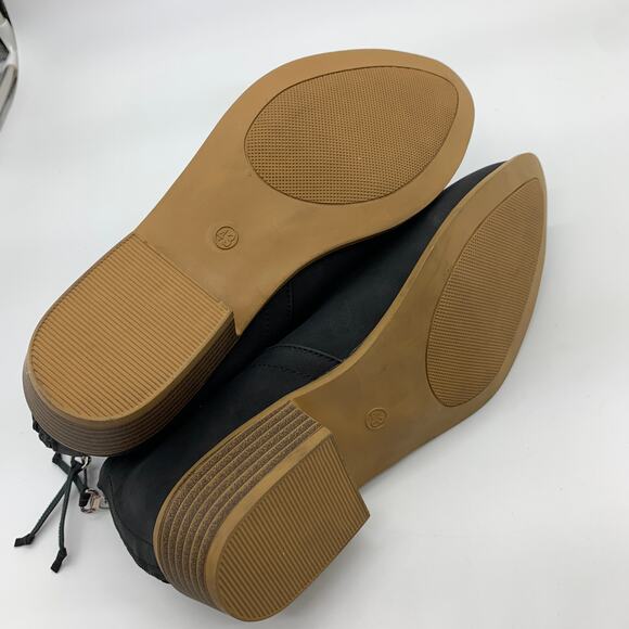 Womens Ankle Boot Size 10 Black Pointed Toe Zipper - Picture 3 of 8